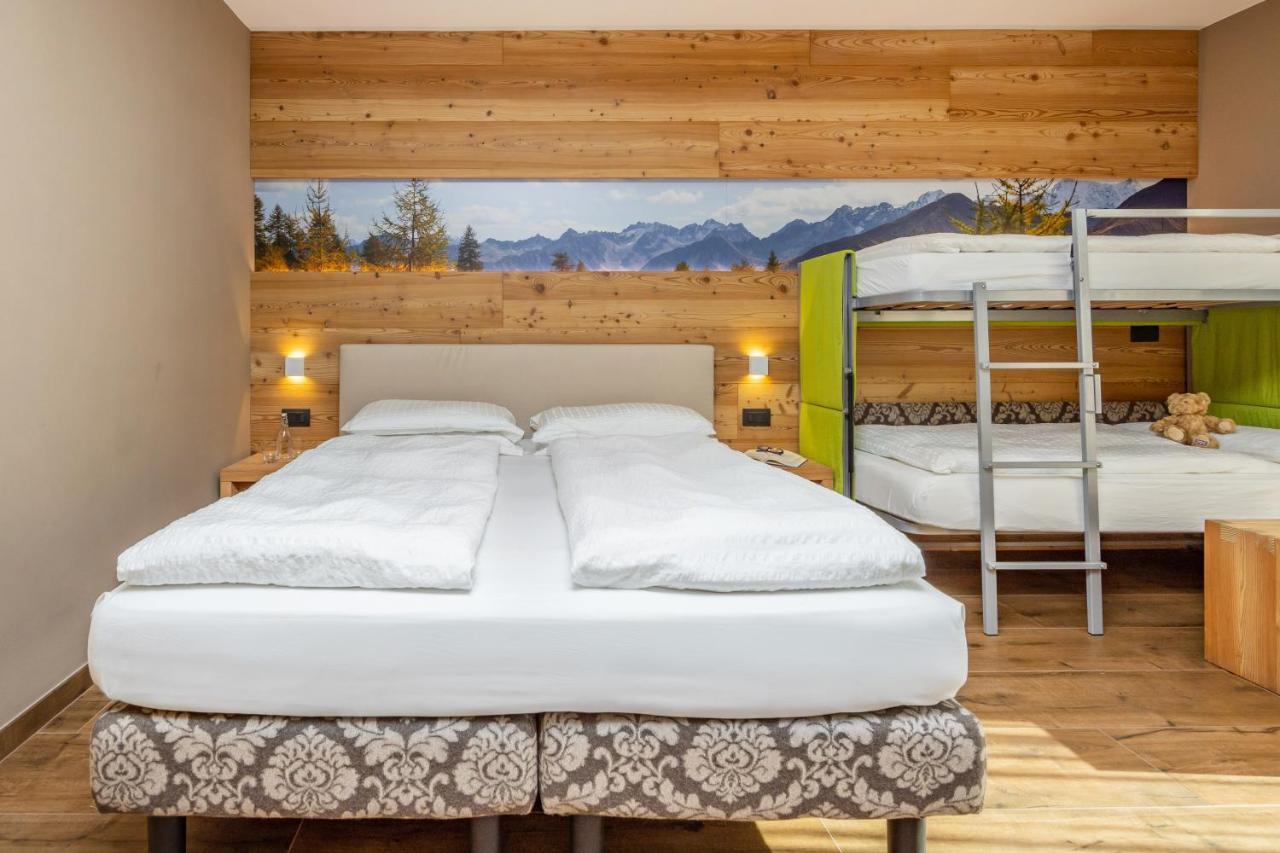 Hotel Vittoria - Ricarica L'Anima ดิมาโร ภายนอก รูปภาพ
